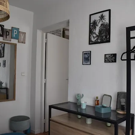 Appartamento De Charme Climatisé Avec Piscine à La Pour 4 Personnes *
